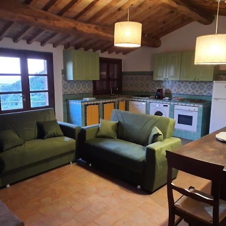 Casa Di Campagna In Collina Tatti Eksteriør billede