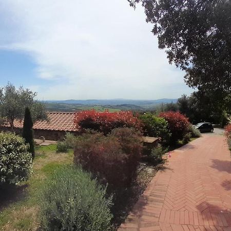 Casa Di Campagna In Collina Tatti Eksteriør billede