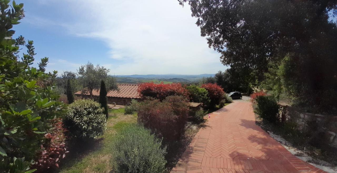 Casa Di Campagna In Collina Tatti Eksteriør billede